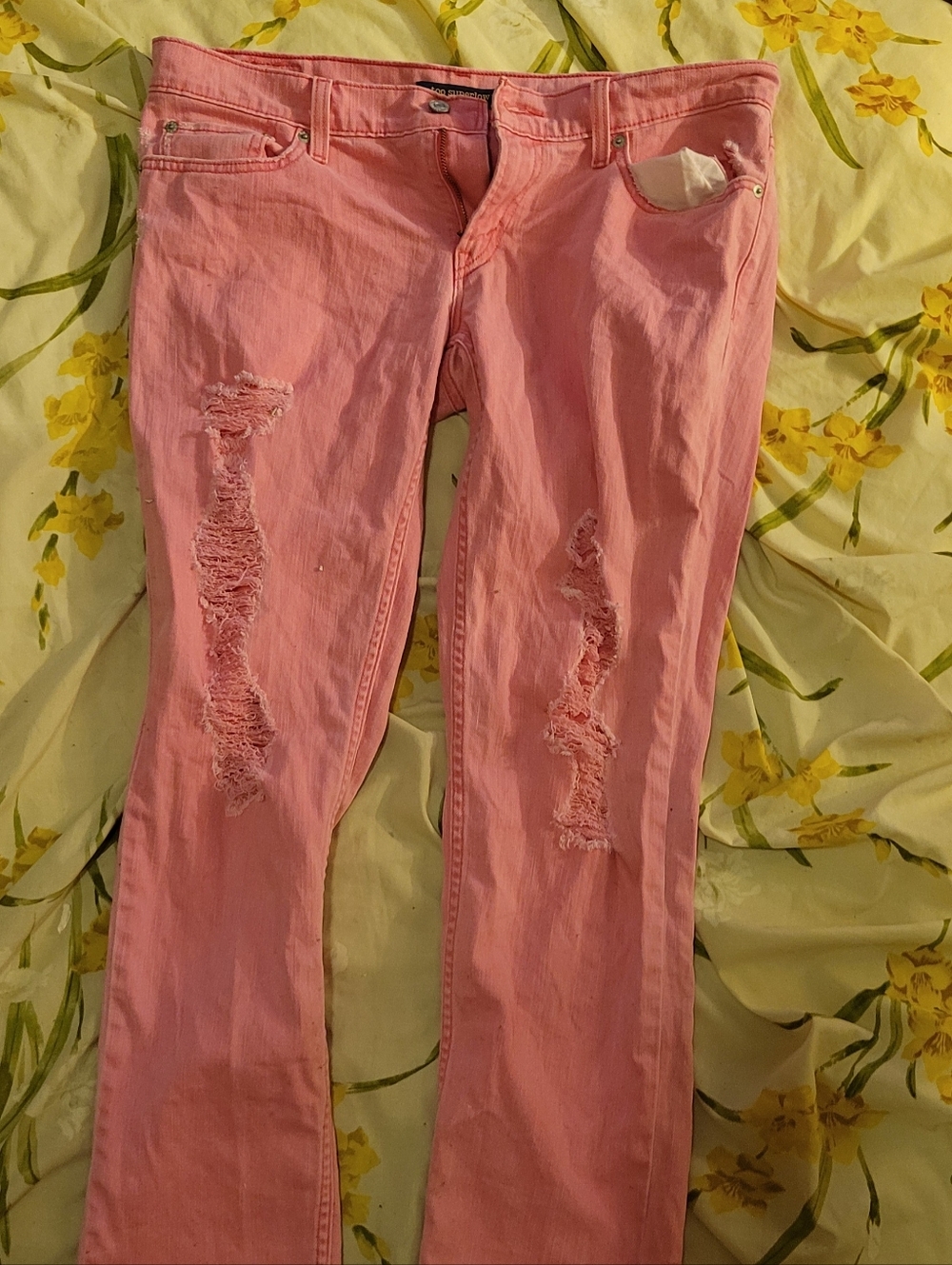 Levi's pink low jeans
